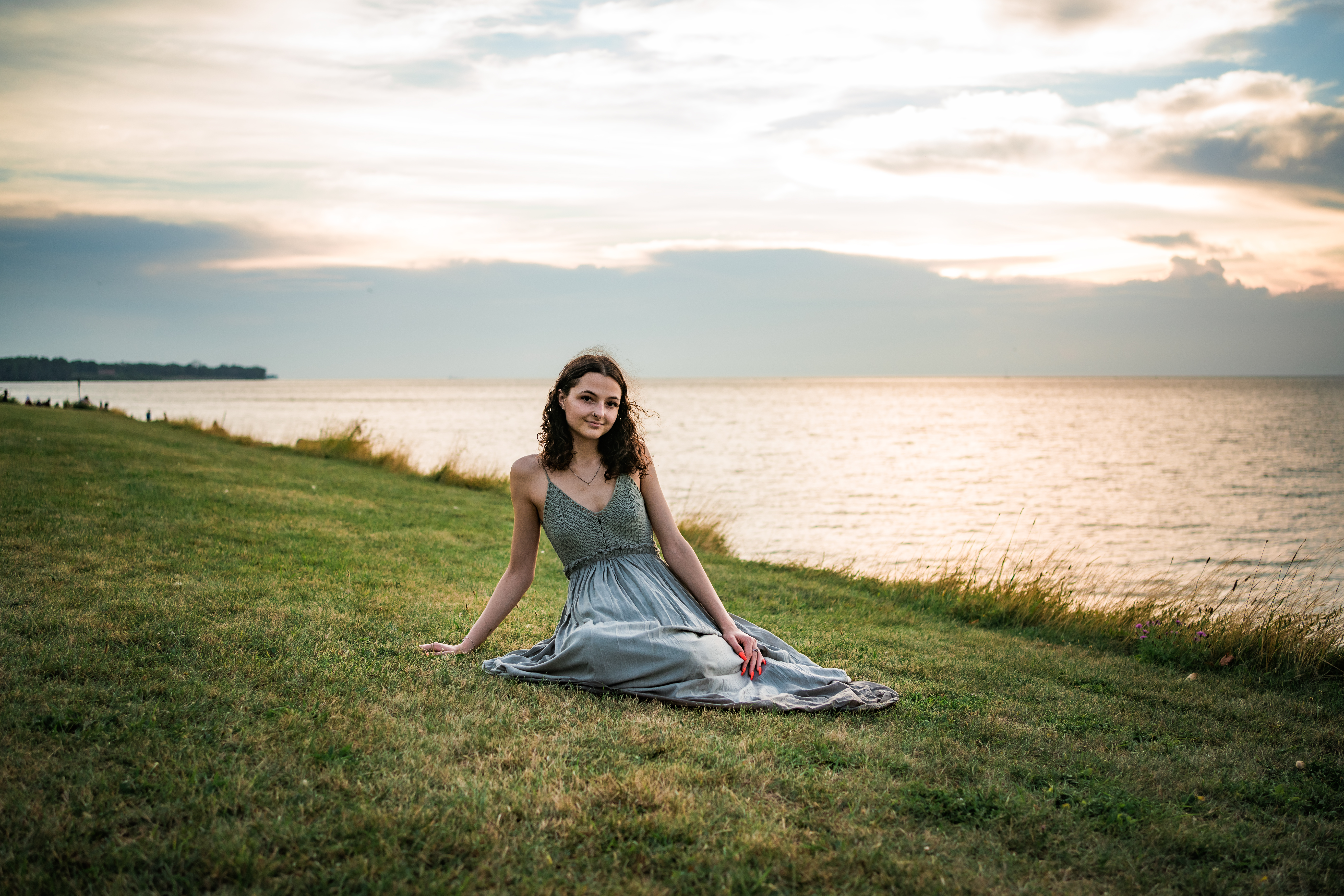 Buffalo and WNY Senior Photographer. Fort Niagara State Park. Bold and Emotive Senior Portrait. Lake and pier senior portrait. Lewison NY, Newfane NY, Wilson, NY, Buffalo, NY. Golden Hour Senior Session. Jessica Stewart Photography