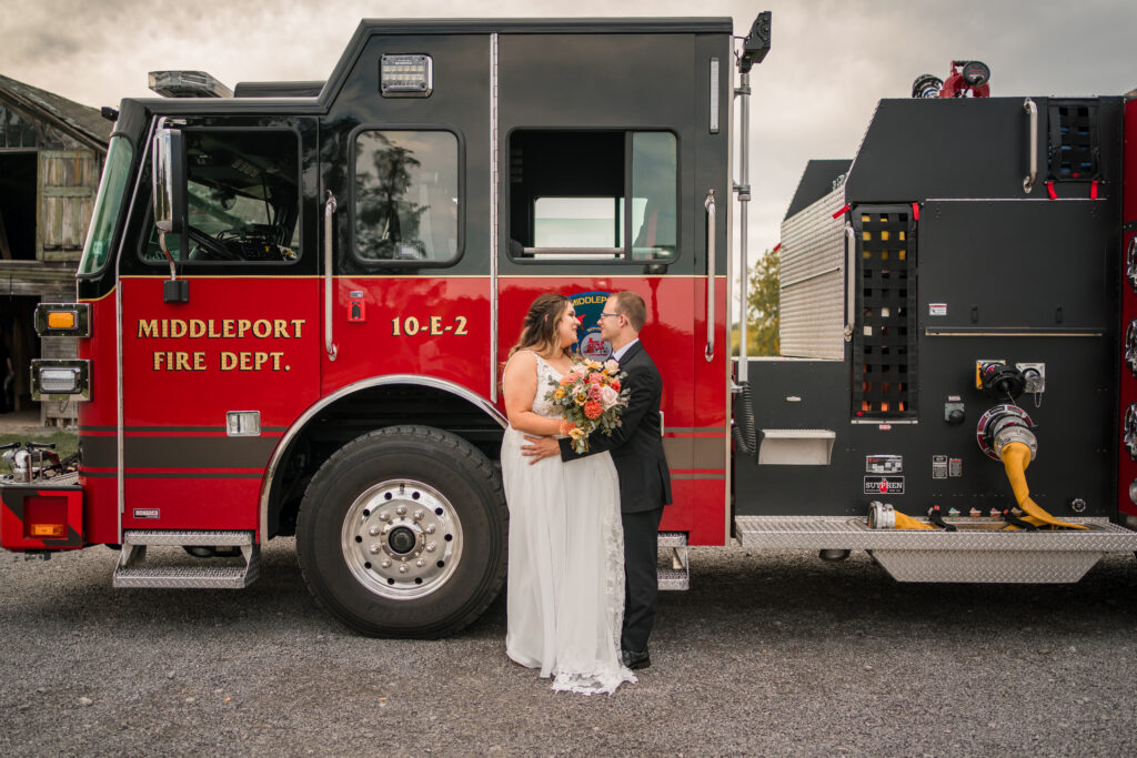 Buffalo NY wedding photographer Rochester NY wedding photographer WNY wedding photographer The Gallagher Medina NY 1 (460)