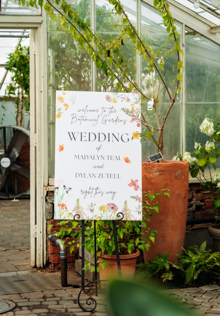 Buffalo NY wedding photographer Rochester NY wedding photographer WNY wedding photographer The Botanical Gardens Buffalo NY