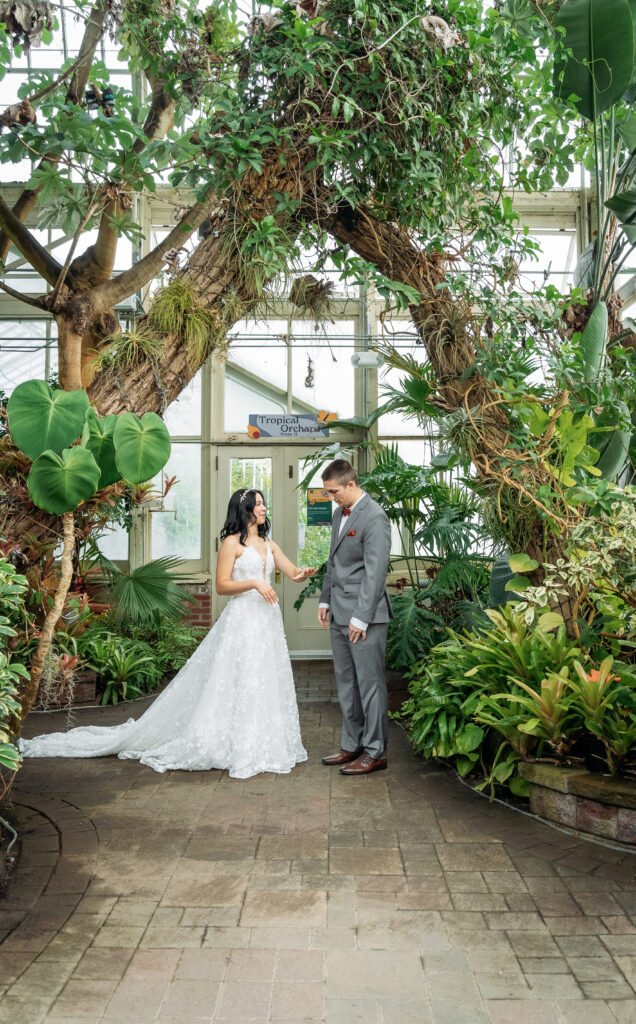 Buffalo NY wedding photographer Rochester NY wedding photographer WNY wedding photographer The Botanical Gardens Buffalo NY