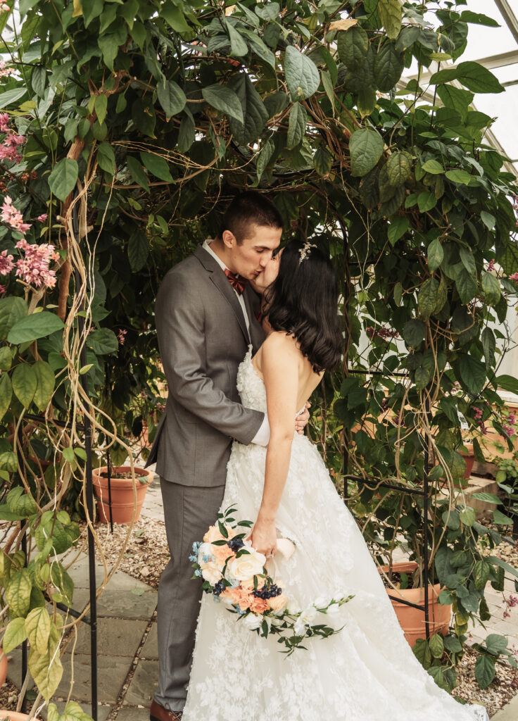 Buffalo NY wedding photographer Rochester NY wedding photographer WNY wedding photographer The Botanical Gardens Buffalo NY