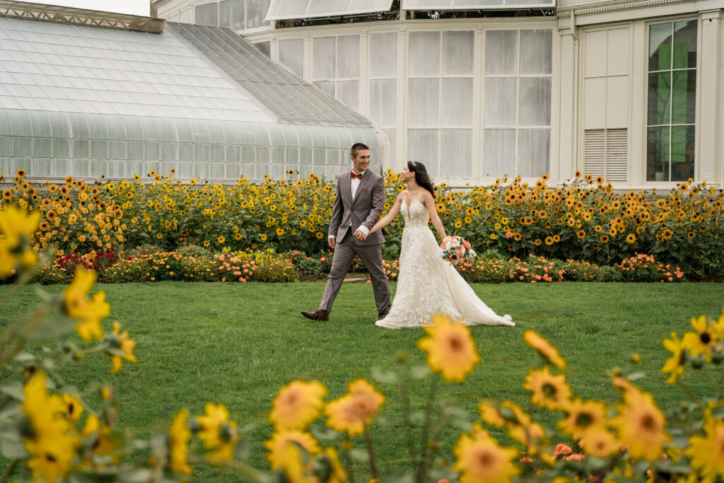 Buffalo NY wedding photographer Rochester NY wedding photographer WNY wedding photographer The Botanical Gardens Buffalo NY