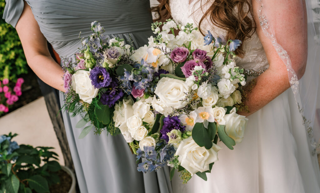 Lewiston NY Wedding Photographer WNY wedding photographer Buffalo NY wedding photographer Buffalo Launch Club Grand Island NY Wedding photographer ( (375)