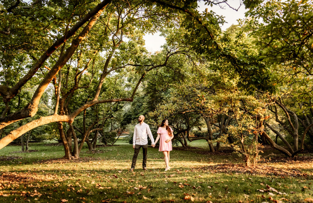 Buffalo, NY maternity Photographer Rochester, NY maternity Photographer WNY maternity Photographer and Finger Lakes Region maternity Photographer Highland Park Rochester NY George Eastman Museum